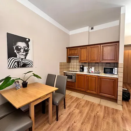 Mikolajska Apartments With Lift Krasków Eksteriør bilde