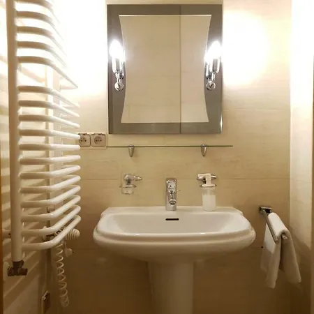 Mikolajska Apartments With Lift Krasków Eksteriør bilde