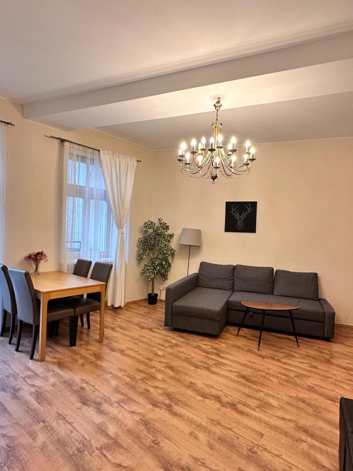 Mikolajska With Lift Apartmán